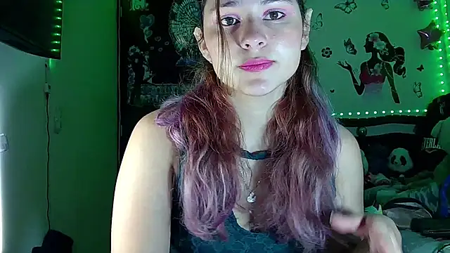 Snapshot of Elith_20 chatting on October 30, 3:41 am Elith 20 online show from October 30, 3:41 am