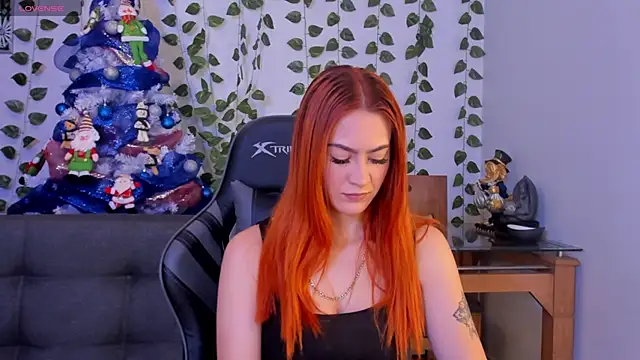 Amypond   online show from December 9, 4:15 pm