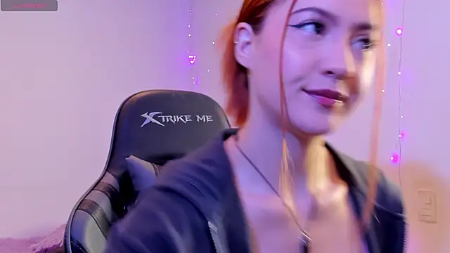 Amypond   online show from October 29, 9:44 am