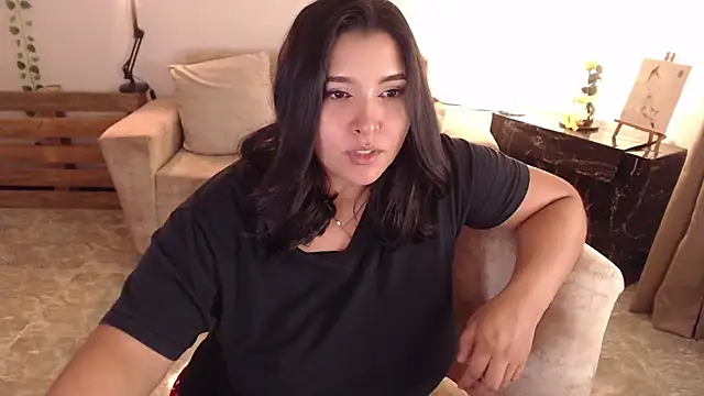 Snapshot of Zetrionn chatting on December 3, 2:52 am Zetrionn online show from December 3, 2:52 am