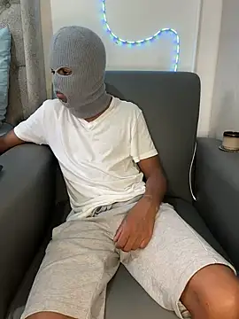 Snapshot of JaroDawg47 chatting on January 7, 3:02 pm JaroDawg47 online show from January 7, 3:02 pm