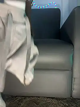 Snapshot of JaroDawg47 chatting on January 13, 8:04 pm JaroDawg47 online show from January 13, 8:04 pm