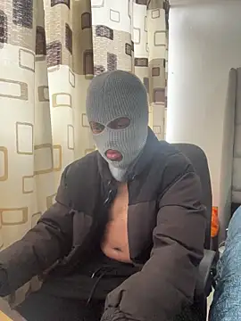 Snapshot of JaroDawg47 chatting on November 16, 8:31 am JaroDawg47 online show from November 16, 8:31 am