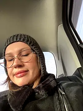 RinaCat online show from November 6, 5:19 am