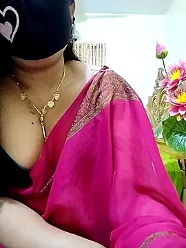 Snapshot of Ameera19 chatting on February 13, 6:05 pm Ameera19 online show from February 13, 6:05 pm