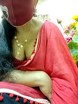 Snapshot of Ameera19 chatting on February 20, 8:17 am Ameera19 online show from February 20, 8:17 am