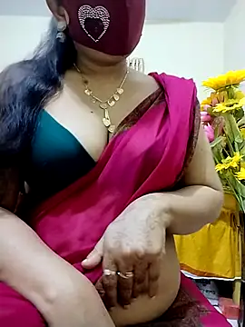 Snapshot of Ameera19 chatting on February 23, 6:34 pm Ameera19 online show from February 23, 6:34 pm