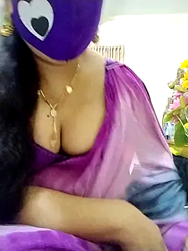 Snapshot of Ameera19 chatting on March 6, 6:48 pm Ameera19 online show from March 6, 6:48 pm