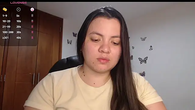 Snapshot of Sarahros1 chatting on October 9, 3:26 am Sarahros1 online show from October 9, 3:26 am