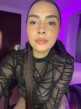 Snapshot of soy_paulina chatting on November 30, 8:13 pm soy paulina online show from November 30, 8:13 pm