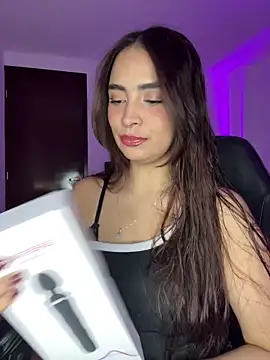 Snapshot of soy_paulina chatting on December 5, 2:42 am soy paulina online show from December 5, 2:42 am