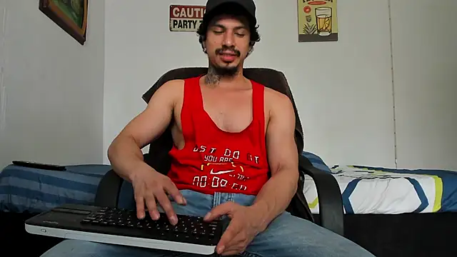 TristanWoods online show from December 27, 6:42 pm