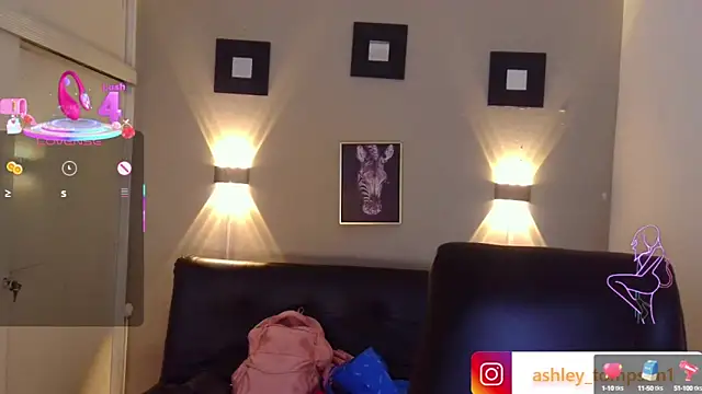 ashley Tompson1 online show from March 4, 12:12 pm