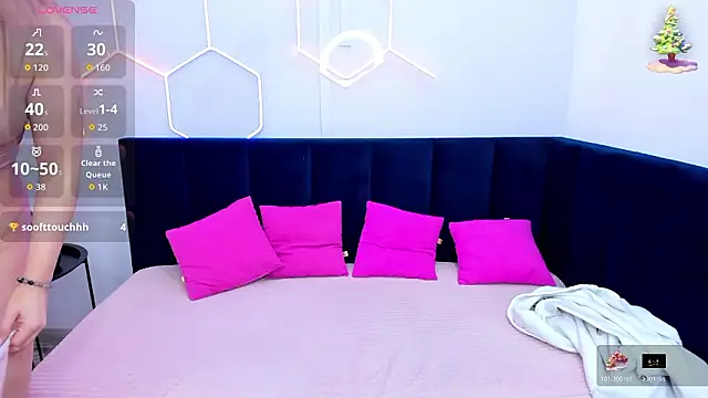 Snapshot of EvaMoran chatting on February 20, 1:35 am EvaMoran online show from February 20, 1:35 am