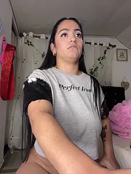 JazminTaylor online show from March 11, 2:21 am