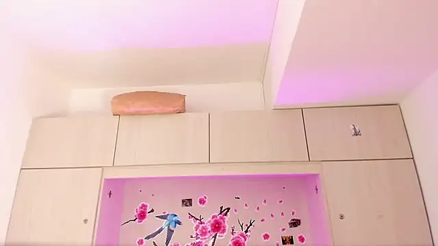 tamaraa smiith online show from April 19, 12:04 pm