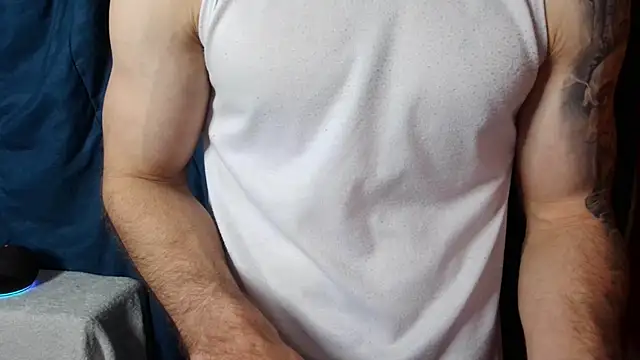 Snapshot of Kenner_fox77 chatting on December 25, 10:27 pm Kenner fox77 online show from December 25, 10:27 pm