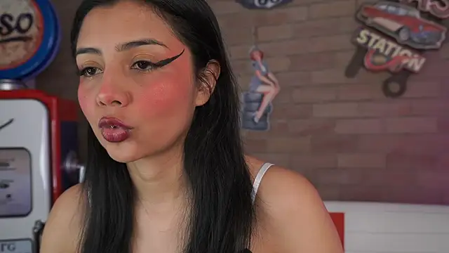 miss lizith online show from June 1, 11:01 am