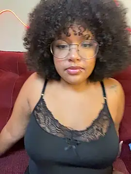 Snapshot of 99_Lilith chatting on February 3, 12:09 am 99 Lilith online show from February 3, 12:09 am