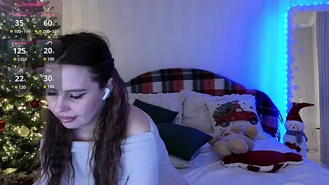 Snapshot of Aisha_Riley chatting on December 17, 5:15 pm Aisha Riley online show from December 17, 5:15 pm