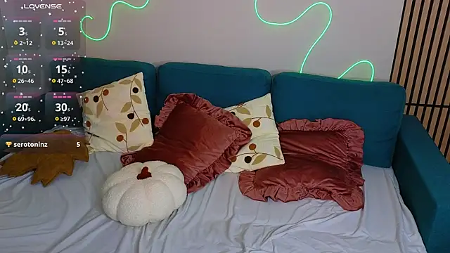 Snapshot of Aisha_Riley chatting on November 25, 3:45 pm Aisha Riley online show from November 25, 3:45 pm