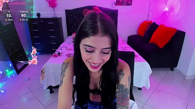 Melanny lopez18 online show from November 27, 8:22 pm