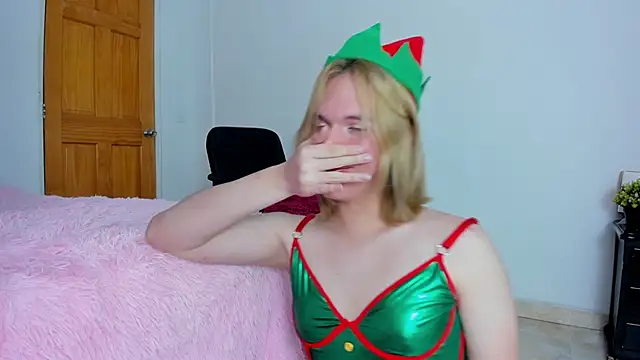  Little angel69 online show from December 24, 3:47 pm