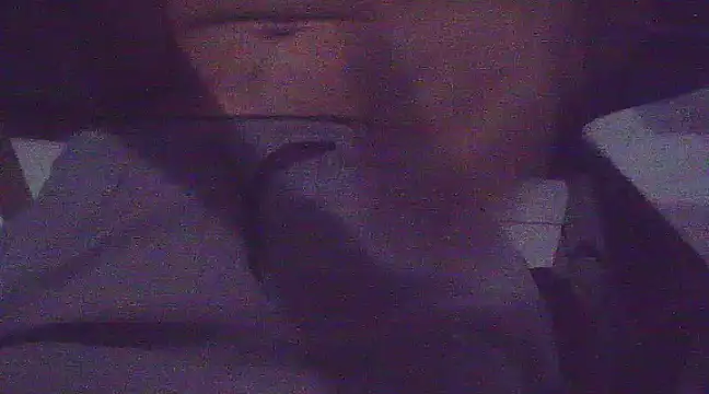 Skinnynerd online show from December 4, 7:45 pm