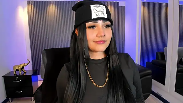 ArigyGomez online show from December 22, 5:21 pm