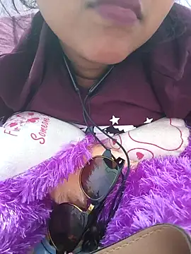 Snapshot of Samarya-78 chatting on February 11, 8:37 am Samarya-78 online show from February 11, 8:37 am