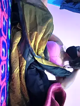 Snapshot of Samarya-78 chatting on February 16, 1:03 am Samarya-78 online show from February 16, 1:03 am