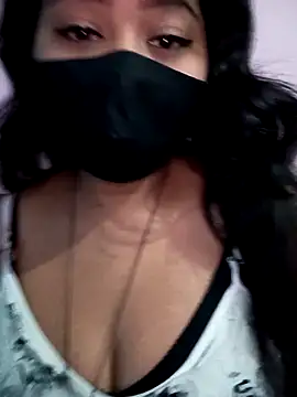 Snapshot of Samarya-78 chatting on February 27, 12:43 am Samarya-78 online show from February 27, 12:43 am