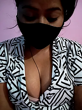 Snapshot of Samarya-78 chatting on March 8, 11:07 pm Samarya-78 online show from March 8, 11:07 pm