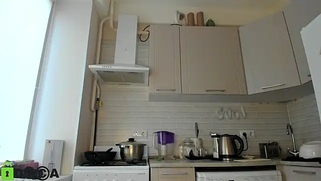  Alice Kitty online show from March 6, 12:09 pm