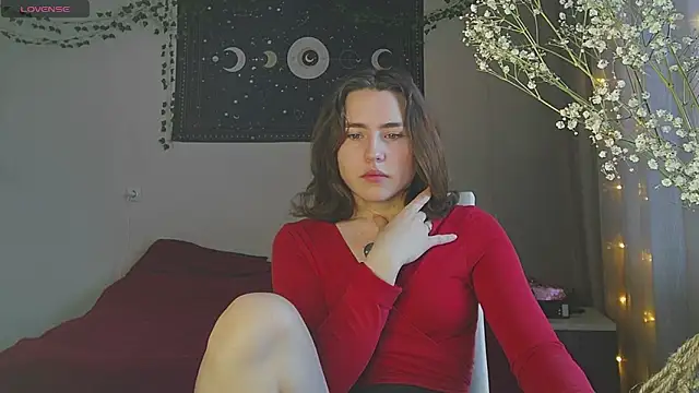 Snapshot of Aurora_workerr chatting on February 12, 2:24 am Aurora workerr online show from February 12, 2:24 am