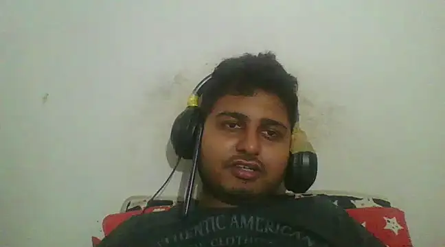 Snapshot of RyanHoran69@xh chatting on December 22, 10:17 am RyanHoran69xh online show from December 22, 10:17 am