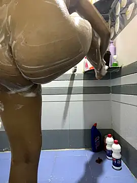 Snapshot of samayra124 chatting on September 25, 2:32 pm samayra124 online show from September 25, 2:32 pm