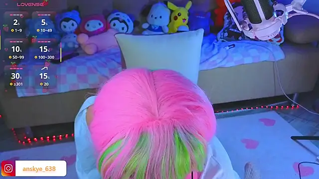 AnngelaSkye online show from October 30, 6:15 am