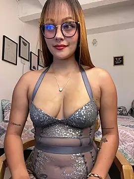 Miss-Abbii online show from January 12, 4:50 pm