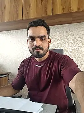 indianguy89 online show from January 18, 7:12 am