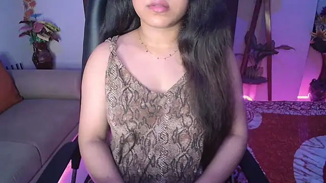 Most-Beautiful-Queen online show from March 16, 6:55 pm