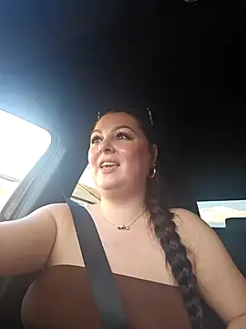 Snapshot of Britishbella chatting on March 20, 3:36 pm Britishbella online show from March 20, 3:36 pm