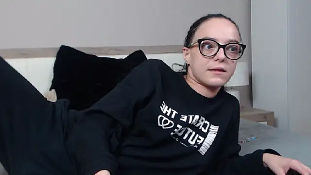 IzabelllNoir online show from March 19, 12:34 pm