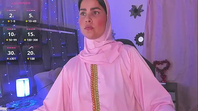 AishaAmin  online show from February 1, 5:49 am