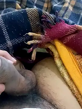 Snapshot of mrmukesh007 chatting on January 15, 6:19 pm mrmukesh007 online show from January 15, 6:19 pm