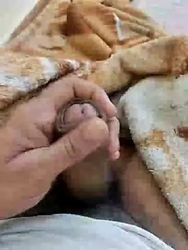 Snapshot of mrmukesh007 chatting on February 11, 2:46 am mrmukesh007 online show from February 11, 2:46 am