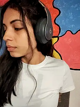 Snapshot of Anifer chatting on January 15, 4:21 pm Anifer online show from January 15, 4:21 pm