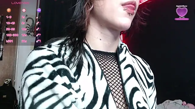 Snapshot of niakat_ chatting on February 18, 12:06 pm niakat online show from February 18, 12:06 pm