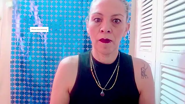 Snapshot of electra-mommy chatting on November 21, 12:15 pm electra-mommy online show from November 21, 12:15 pm