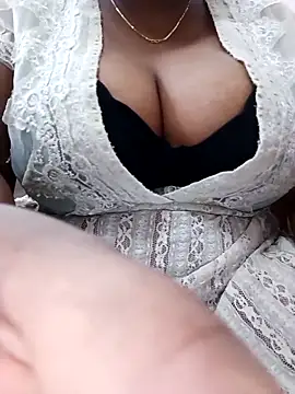 Snapshot of Rexx05@xh chatting on October 9, 1:36 am Rexx05xh online show from October 9, 1:36 am